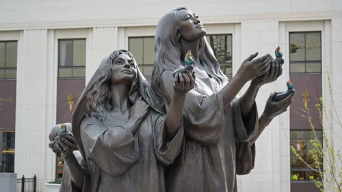 The five wise virgins sharing their light.