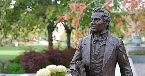 Statue of Joseph Smith on Temple Square.