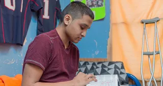 경전을 읽는 청남