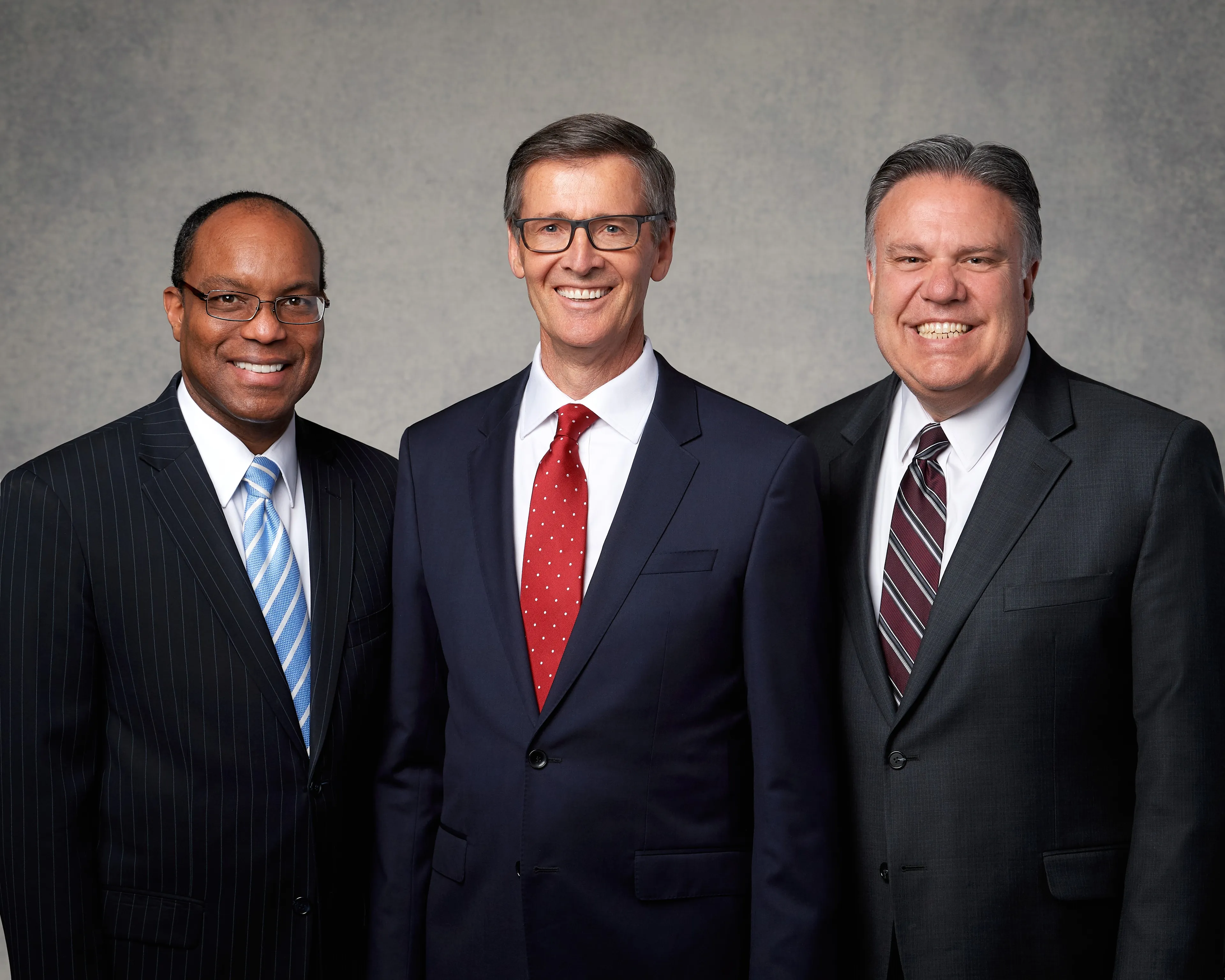 耶穌基督後期聖徒教會總會男青年會長團的正式合照。