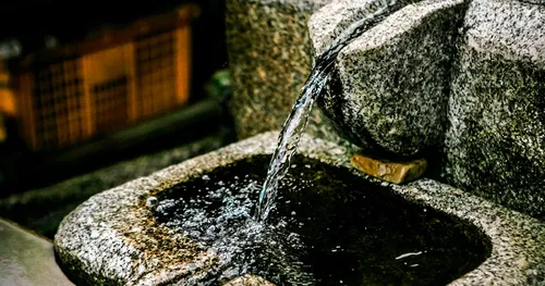 Usa ka tubod sa tubig