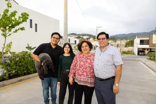 familie, der står sammen