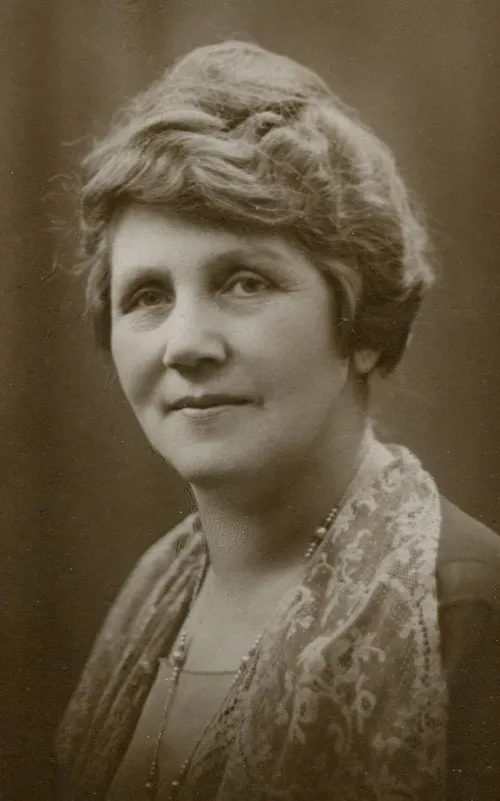 portrait of Leah Dunford Widtsoe