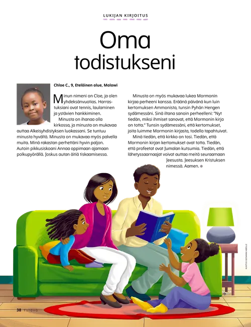 Perhe istuu sohvalla lukemassa Mormonin kirjaa