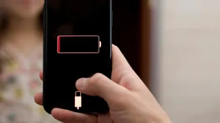 Dead smartphone battery 