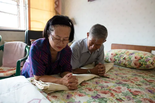 залбирч буй эмэгтэй