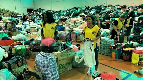 Mormon Helping Hands volunteers