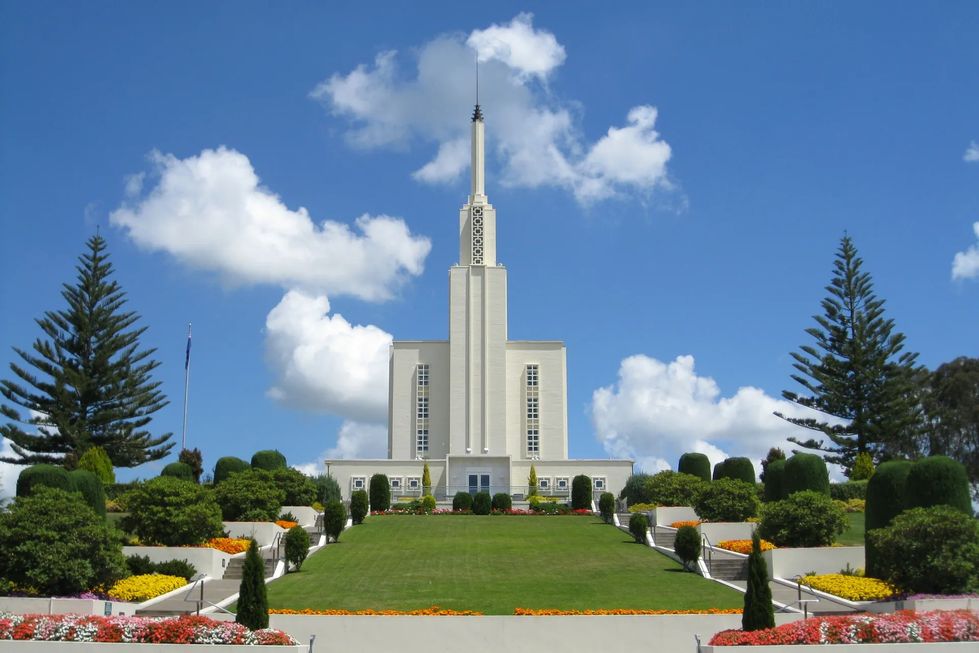 Temipale Hemilitoni Nuʻu Silá (Hamilton New Zealand Temple)