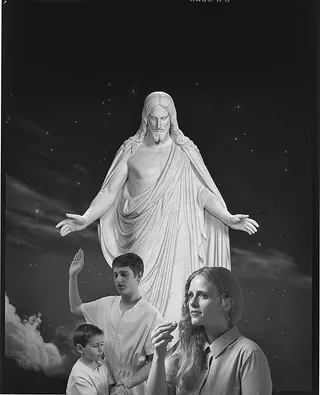 Baptism and sacrament, Christus in background