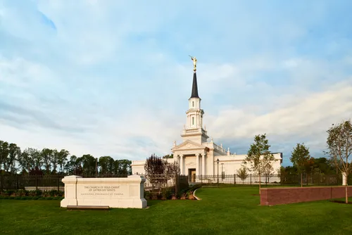 Exterior of the Hartford Connecticut Temple during morning