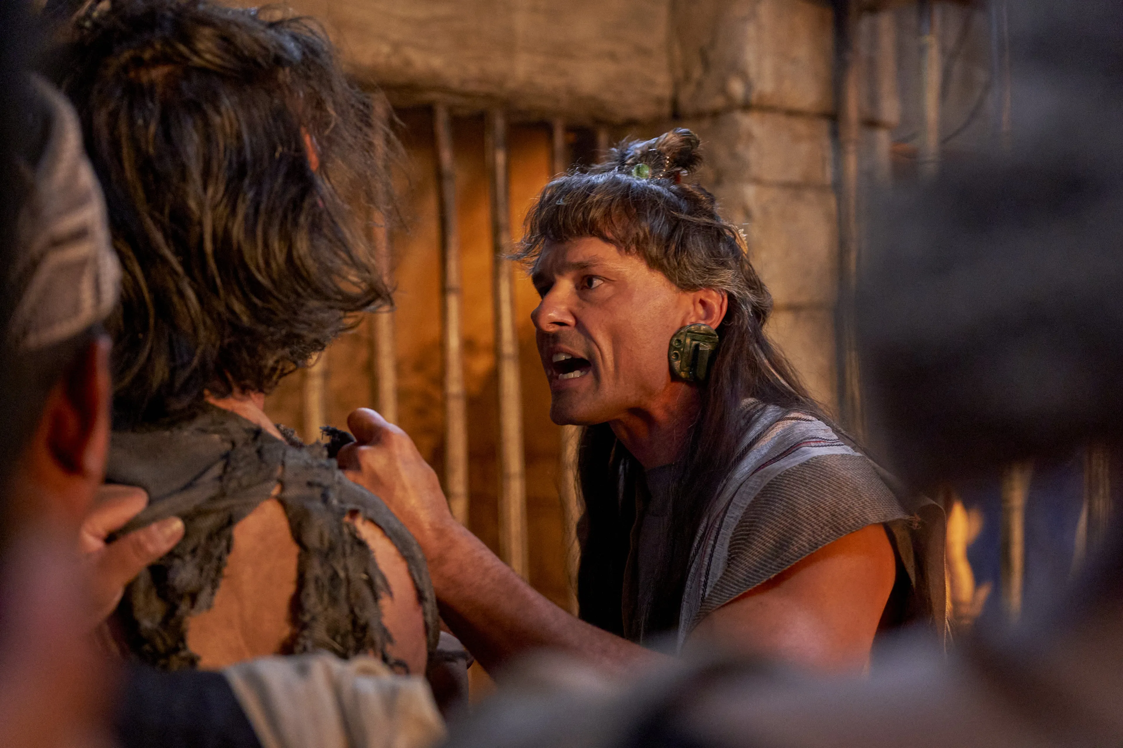 A lawyer of Ammonihah mocks Alma the Younger while he is in prison.