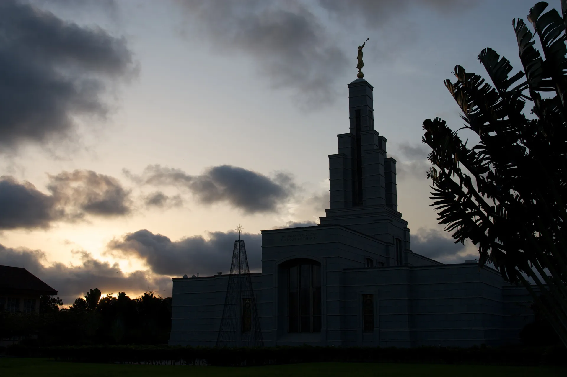 The sun sets on the Accra Ghana Temple.