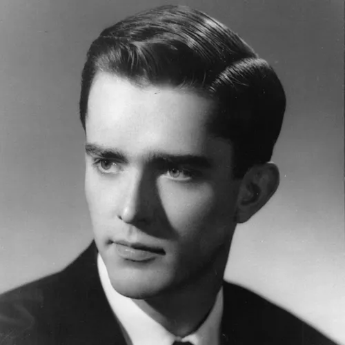 Si M. Russell Ballard isip usa ka batan-ong misyonaryo