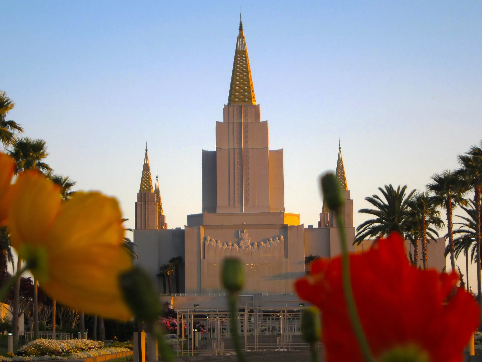 The Oakland California Temple, including the entrance and scenery.