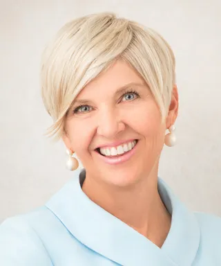 Official Portrait of Emily Belle Freeman.