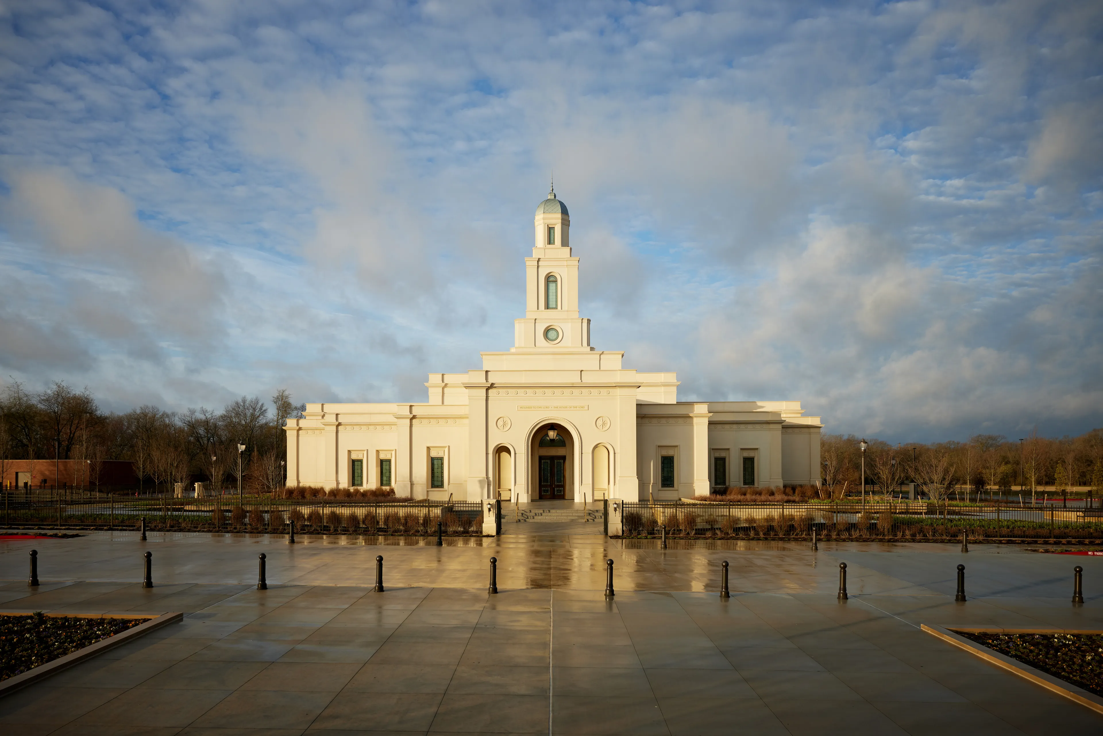 An exterior image of the Bentonville Arkansas Temple taken in the day. 