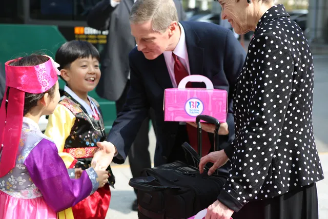 David A. Bednar visits Seoul, South Korea in October 2016.