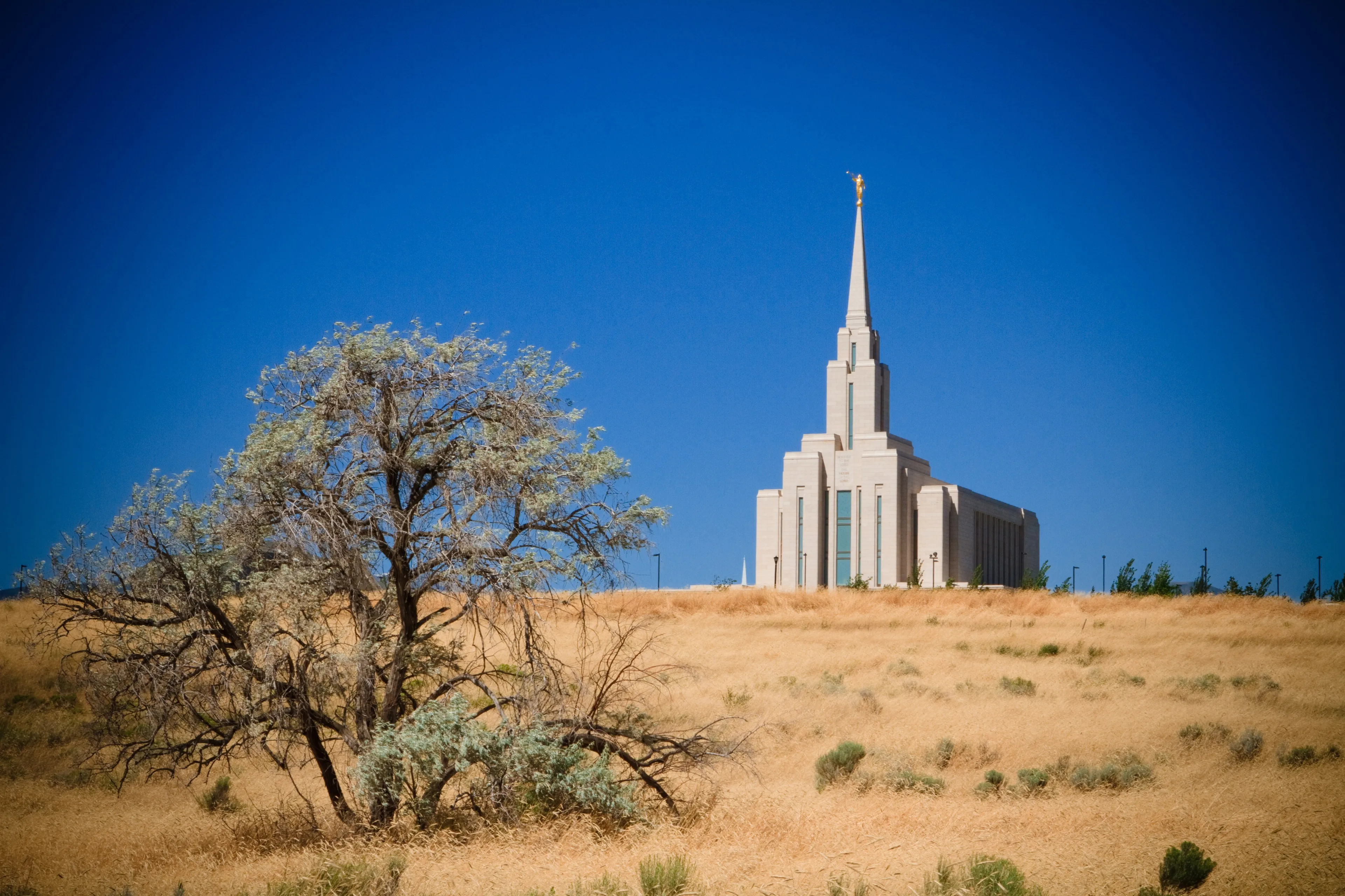 The entire Oquirrh Mountain Utah Temple, including scenery.