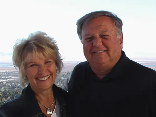 Portrait of a smiling man and woman