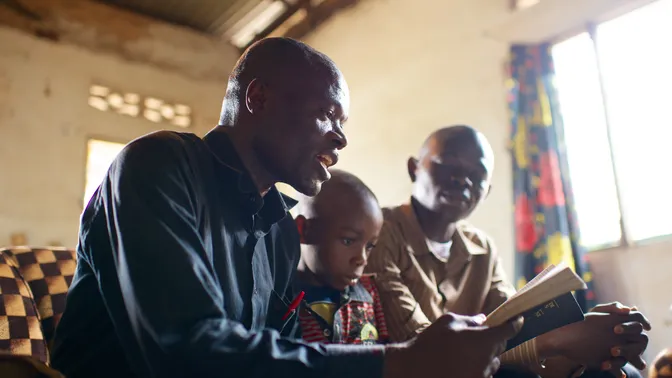 Series of images of people studying in groups, individually, in families sitting in Congo