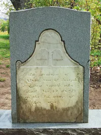 奧文·斯密的墓碑