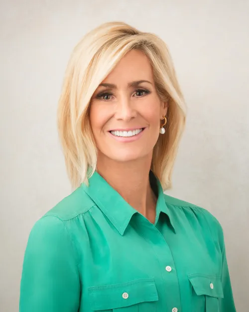 Tamara W. Runia, First Counselor in the Young Women General Presidency, takes an official portrait in 2023.