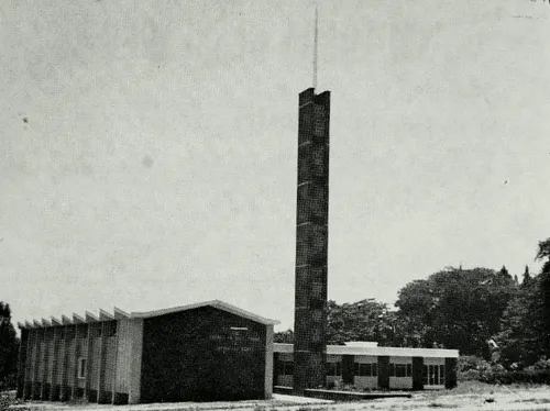 Salisbury meetinghouse