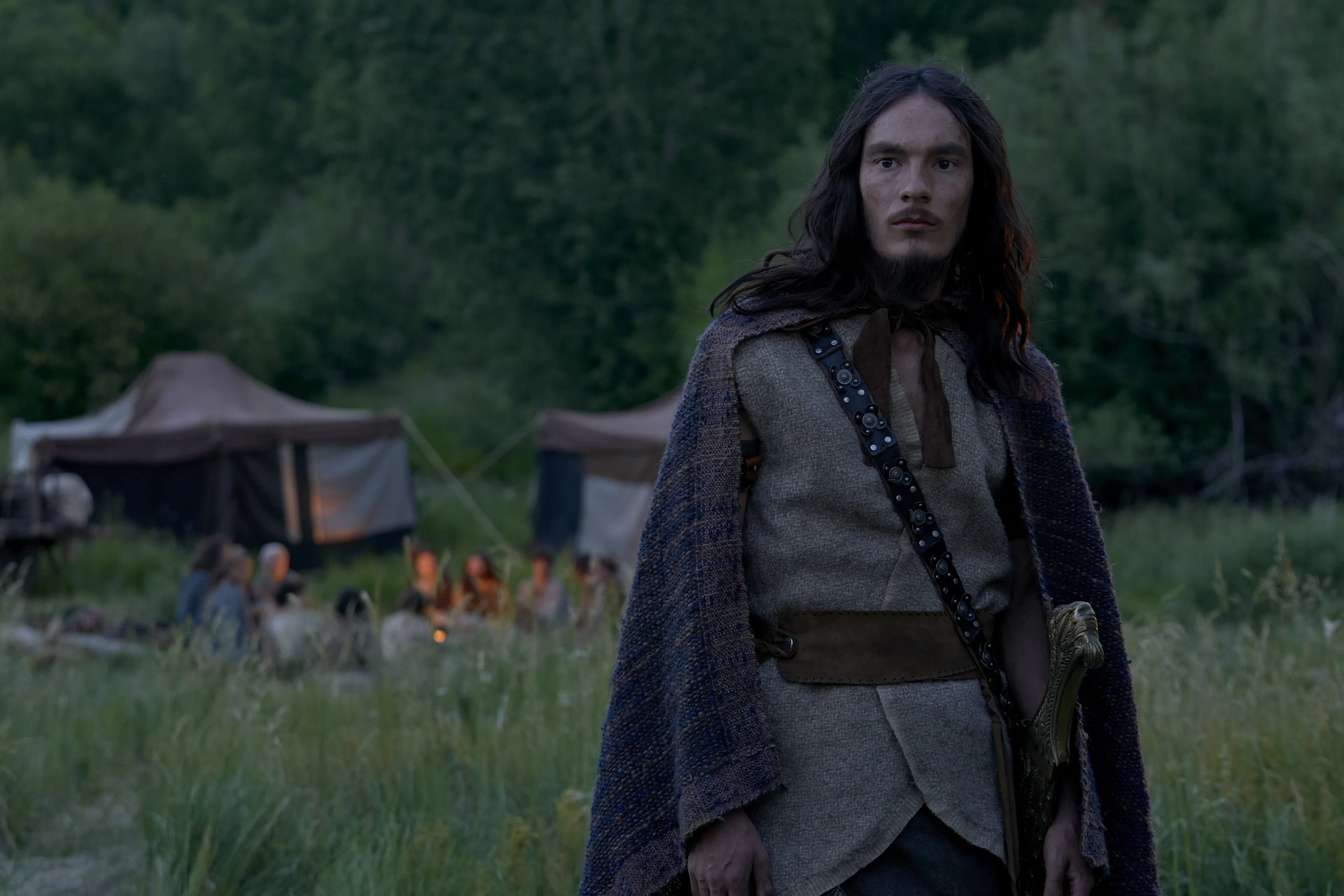 Sam stands guard outside the Nephite camp.