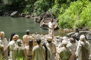 Alma baptizes at the Waters of Mormon