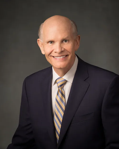 Det officielle portræt af Dale G. Renlund.