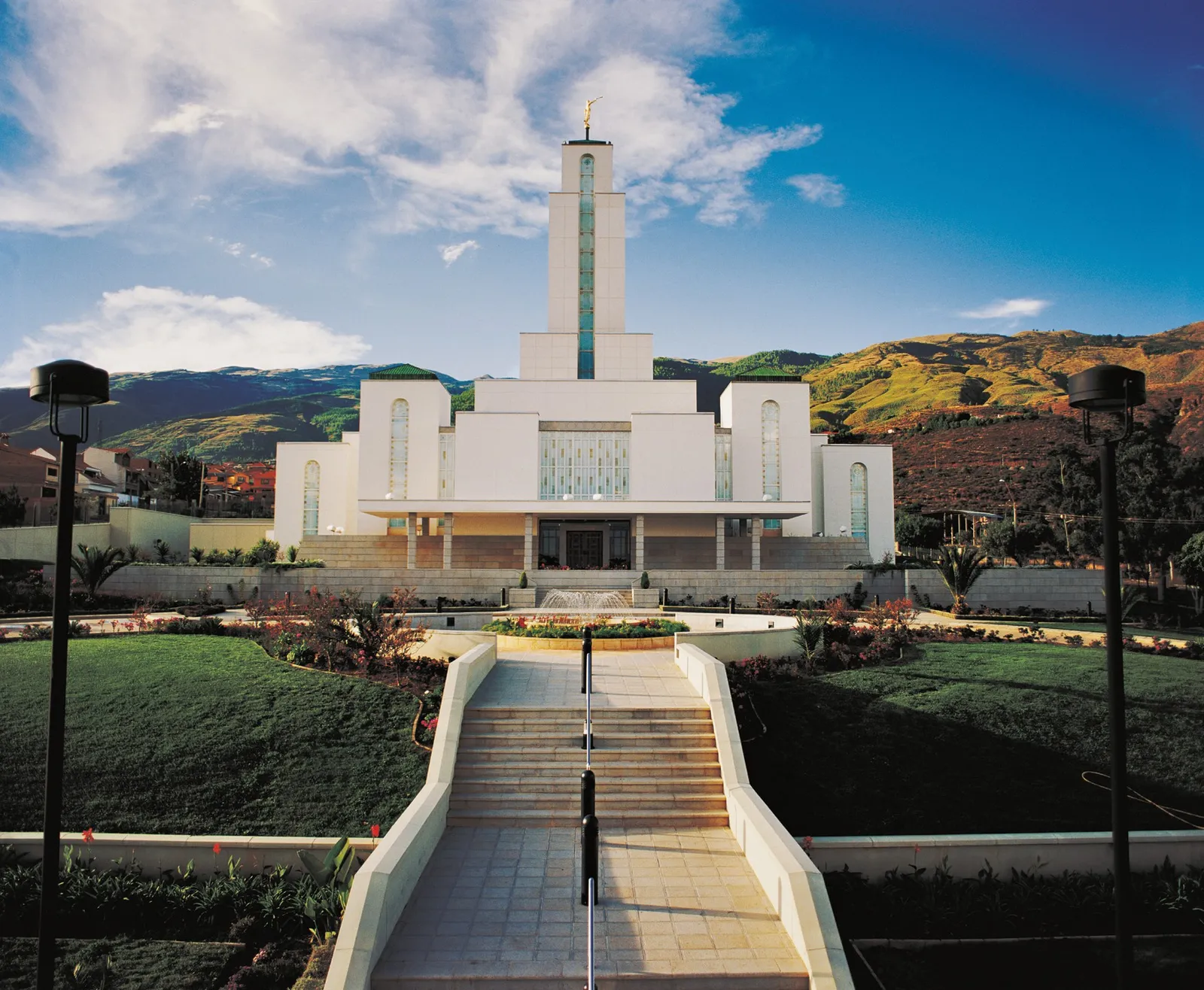 Temipale Kokapamipā Poliviá (Cochabamba Bolivia Temple)