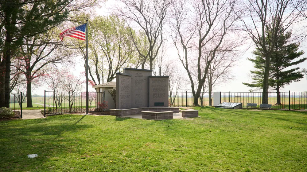 Image of a marble monument inside the Far West Temple Site.