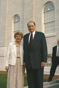 トーマス・S・モンソン大管長とモンソン姉妹